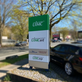 Digitaldruck und Folierung für UIMC in Wuppertal