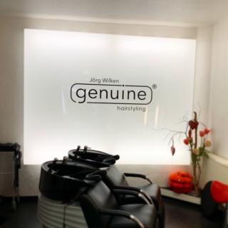 Folienbeschriftung für den Salon Wilken auf Langeoog