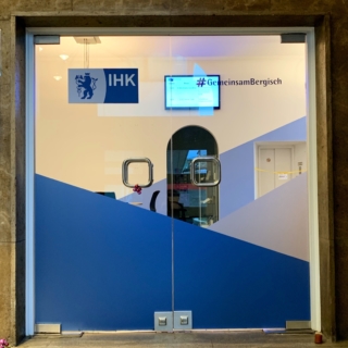Digitaldruck und Folierung für die Bergische IHK in Wuppertal