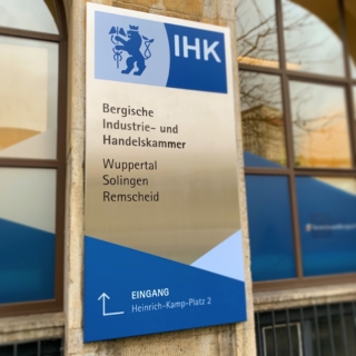Digitaldruck und Folierung für die Bergische IHK in Wuppertal