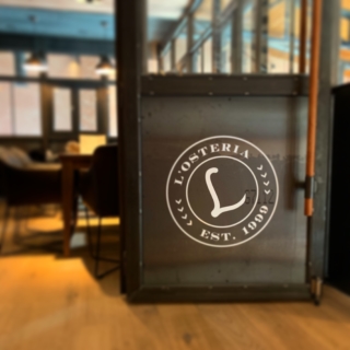 Folienbeschriftung L&#039;Osteria Düsseldorf