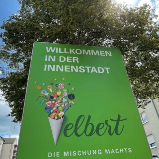 Digitaldruck und Folierung von Strassenschildern in Velbert.